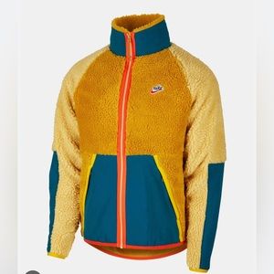 NIKE Sportswear LIMITED EDITION Sherpa Fleece Jacket -  XL